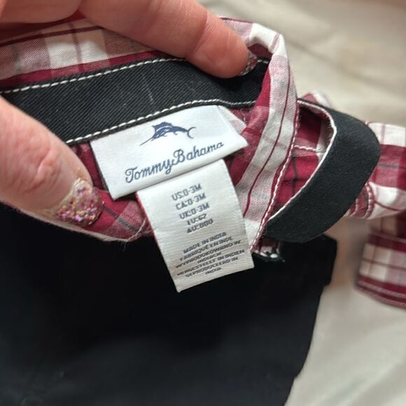 Tommy Bahama 2 Piece Plaid Overall Set. Size 3 Months. - Picture 5 of 8